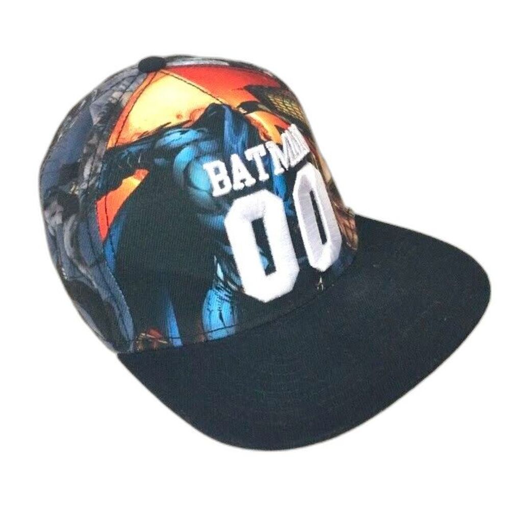 DC Comics Official - Batman 00 Embroidered Snapback - One Size - Adjustable